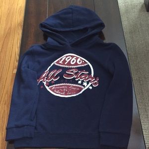 Sweatshirt with hood